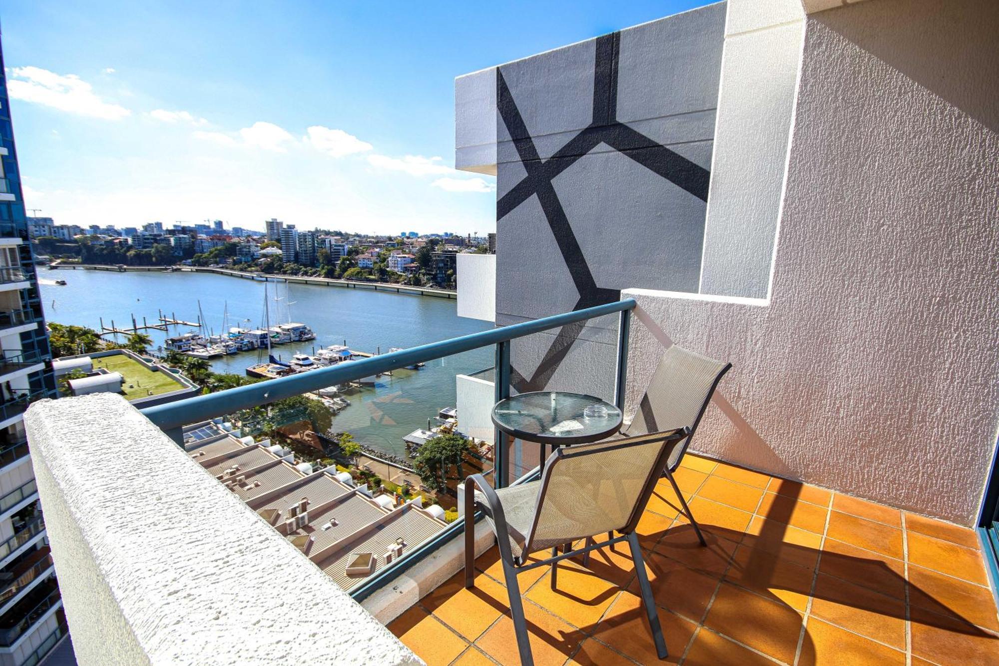 Dockside Brisbane Aparthotel Екстериор снимка